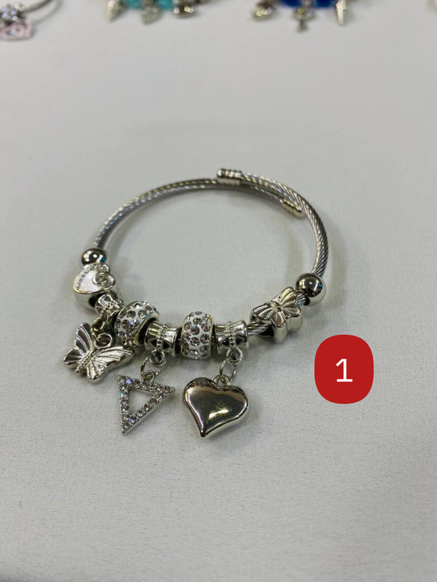 دستبند پاندورا