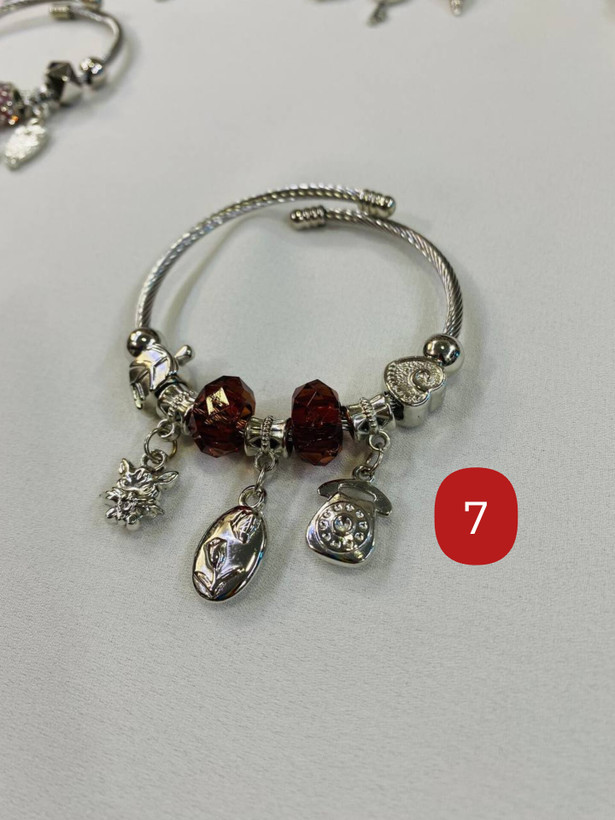 دستبند پاندورا