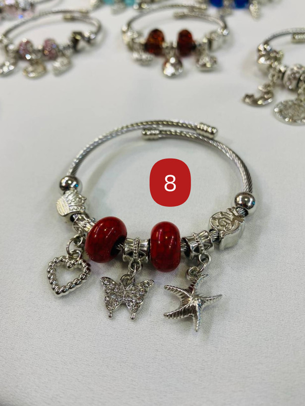 دستبند پاندورا