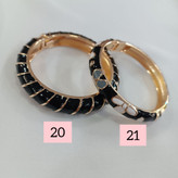 النگو میناکاری فریسایز با قفل فنری – طرح سنتی رنگارنگ