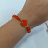 دستبند یلدایی – در دو طرح بند نخی و زنجیری