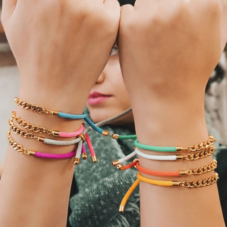 دستبند زنانه طرح طلا | بند رنگی قابل تنظیم سلیز