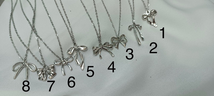 گردنبند زنانه پاپیونی