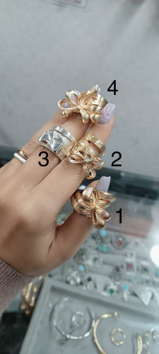 انگشتر پاپیونی