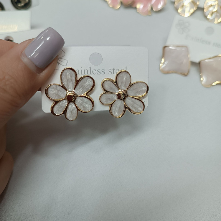 گوشواره میناکاری زنانه | رنگ ثابت و ضد حساسیت