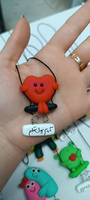 آویز ماشین دستساز